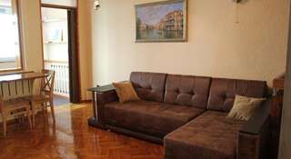 Гостиница Guest house Anastasiya Адлер Четырехместный номер-11